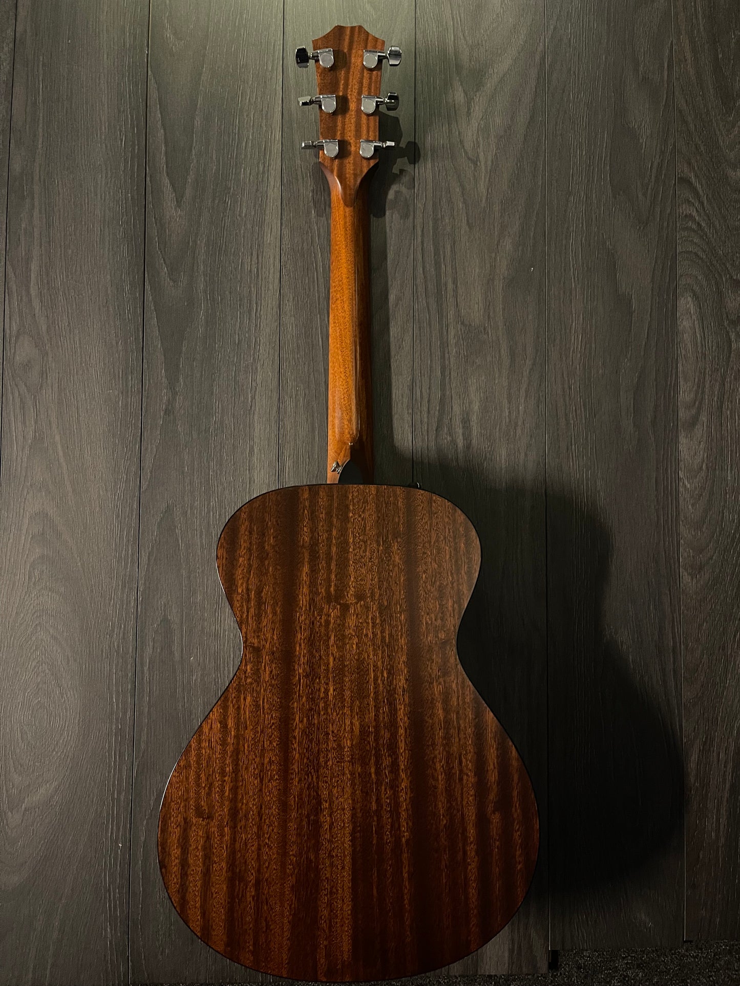 Taylor 322 E Electro Acoustic
