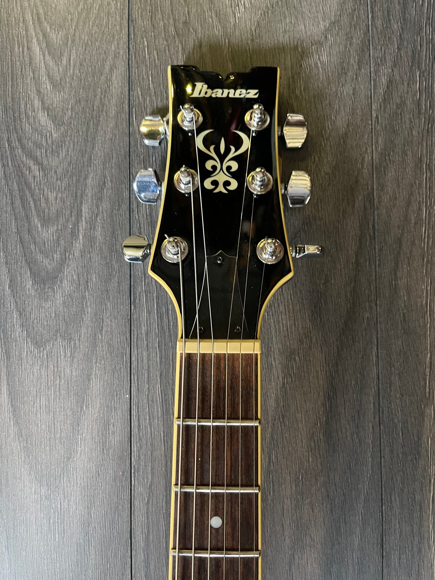 Ibanez AR250