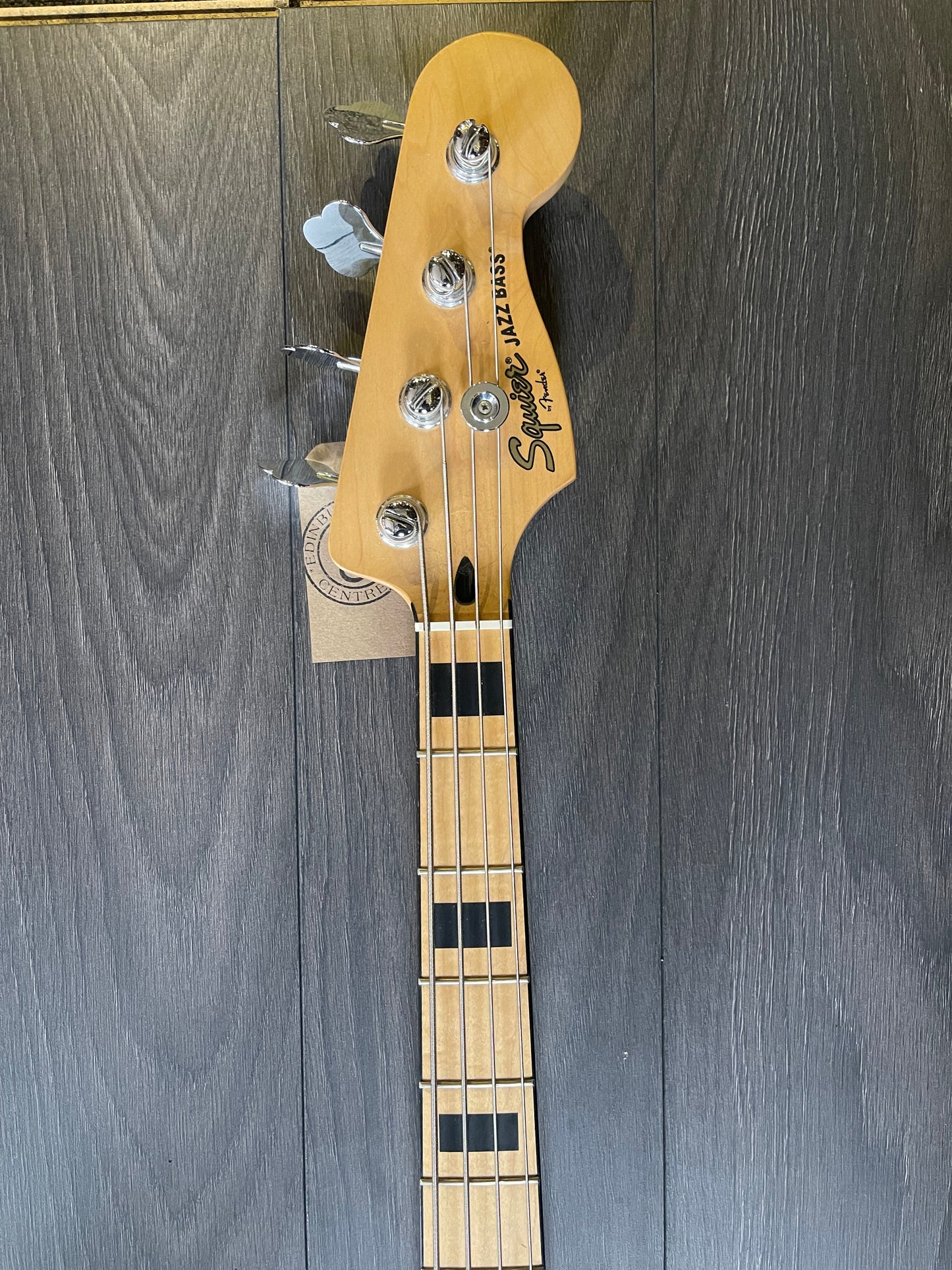 Squier Vintage Jazz bass Natural Wood