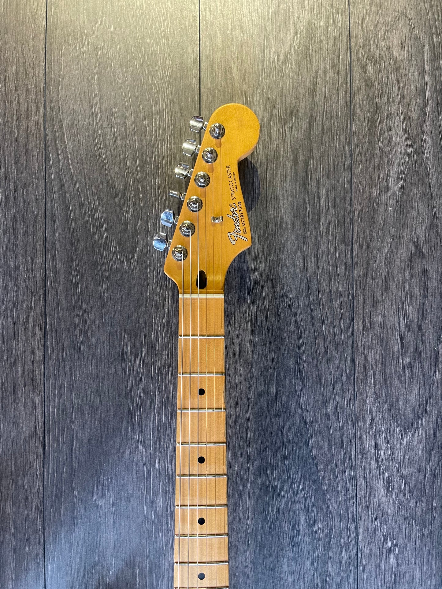 Fender Stratocaster Sun Burst Tabacco