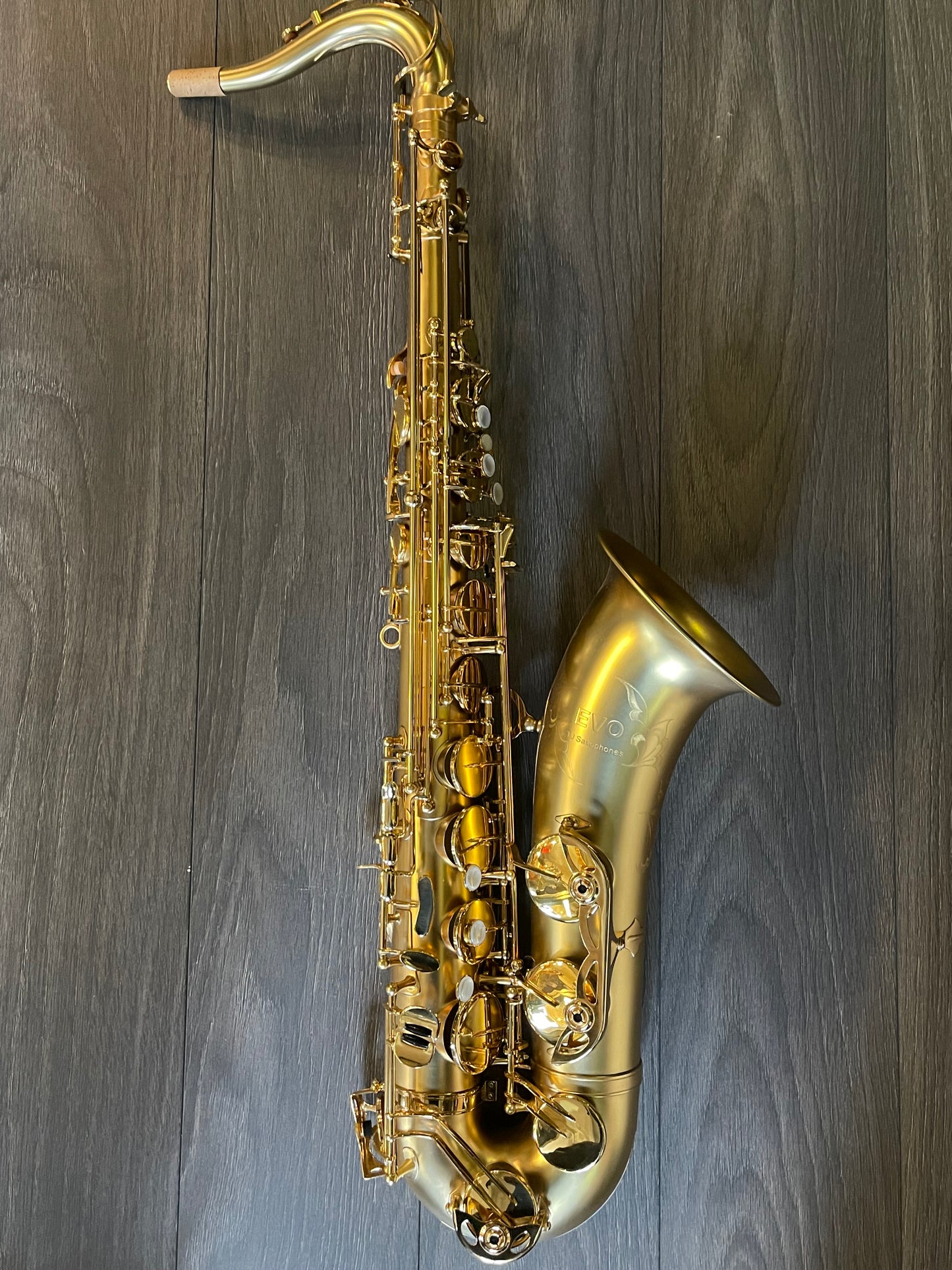 Trevor James EVO Tenor Saxophone, Gold Frost