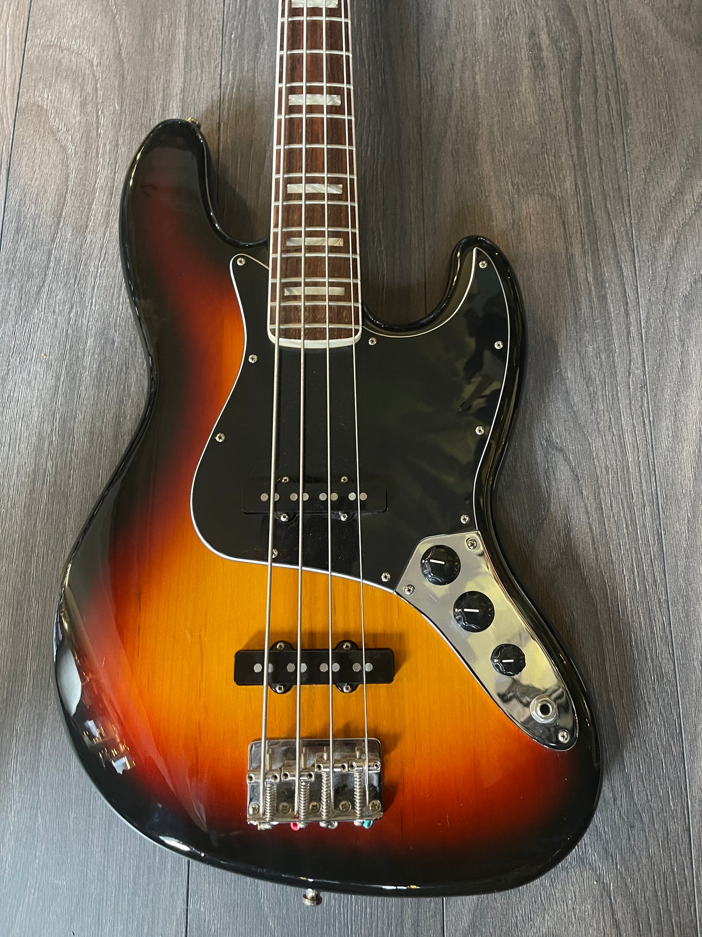 Fender 70's Jazz Bass Guitar Gloss Urethane