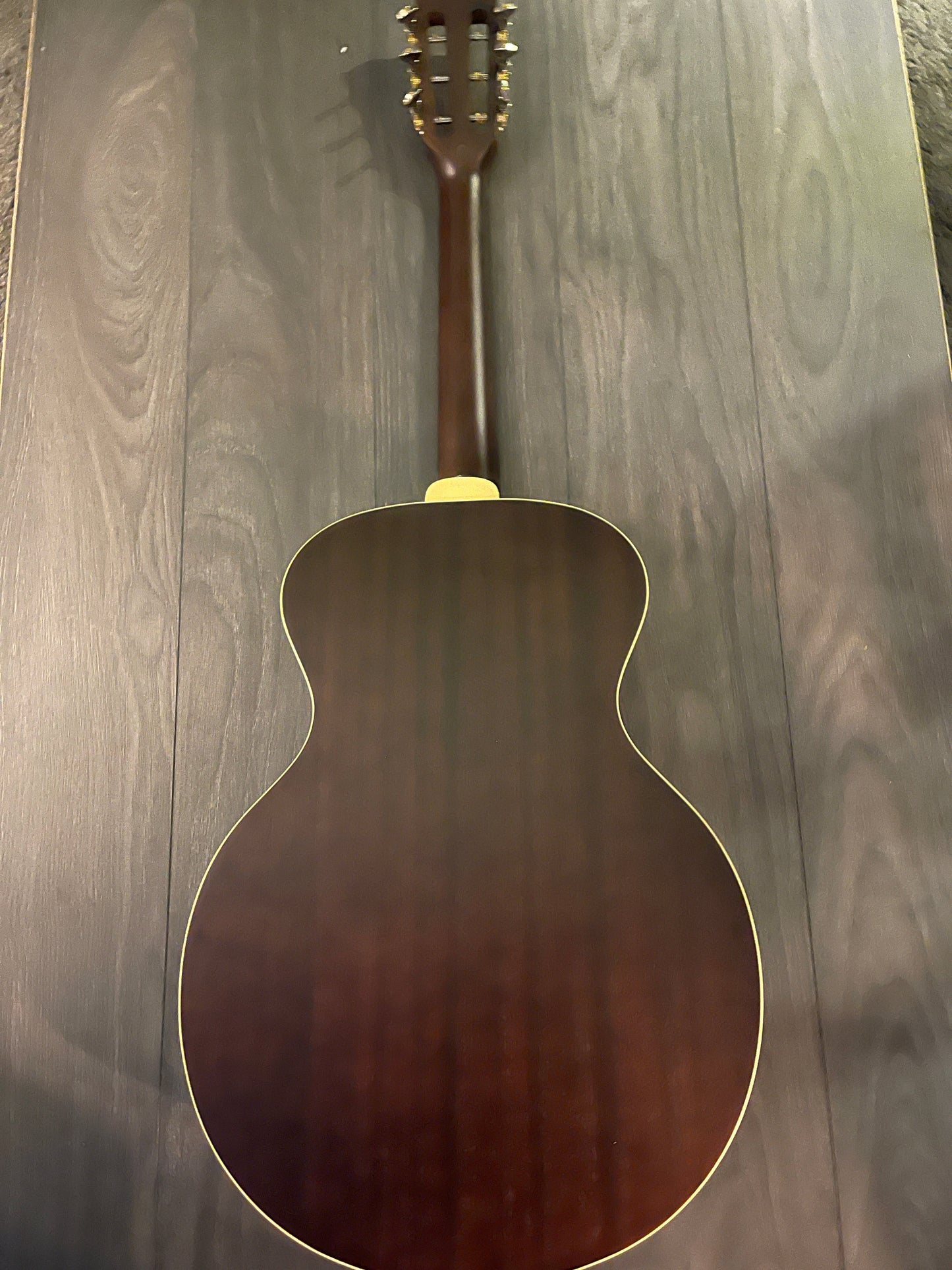 Vintage V880AQ Parlour – Classic Style, Timeless Tone - Pre-Owned, Perfect Condition