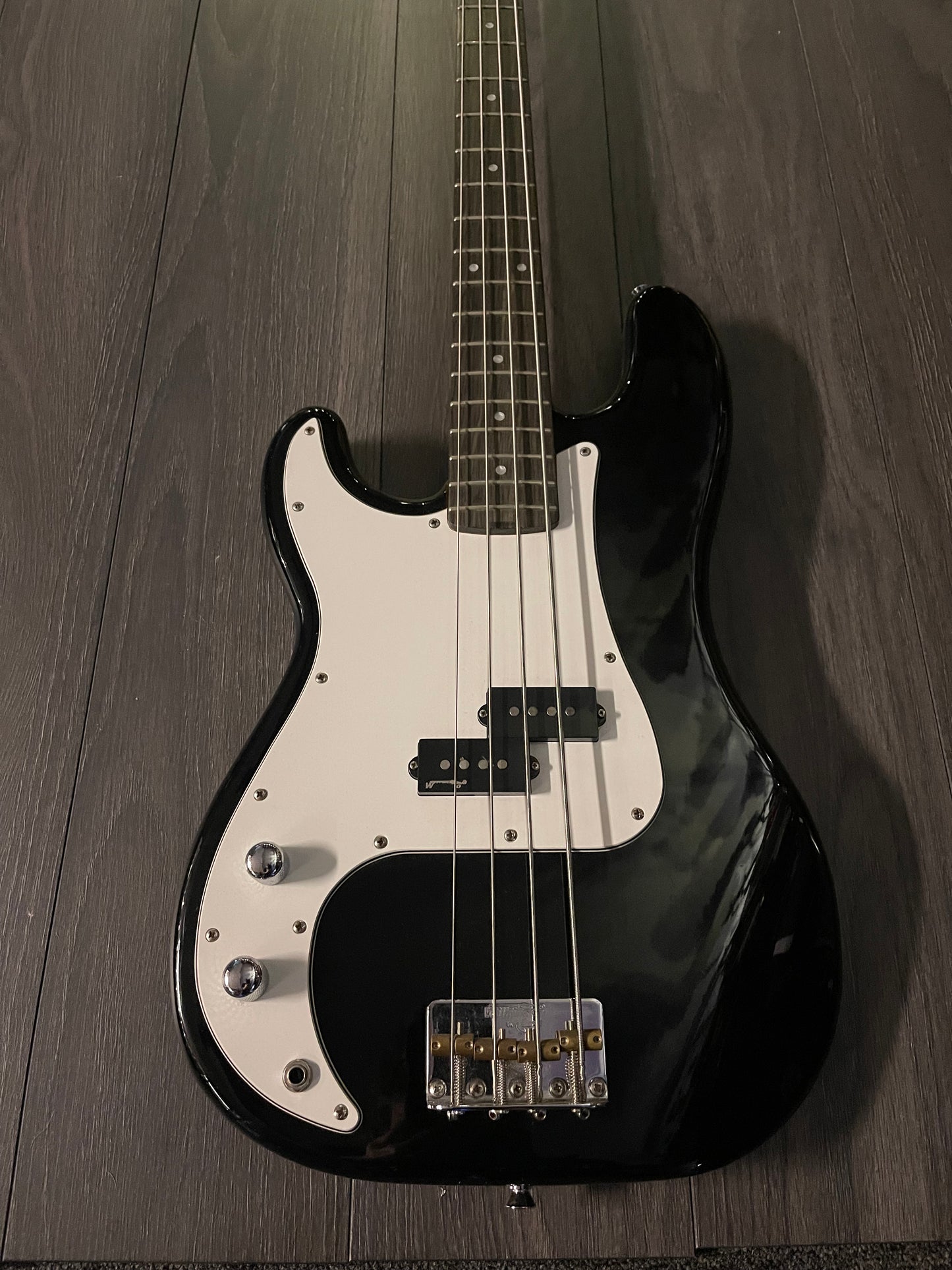 Left Handed Vintage Brand Reissued Series V4 Precision Style Bass