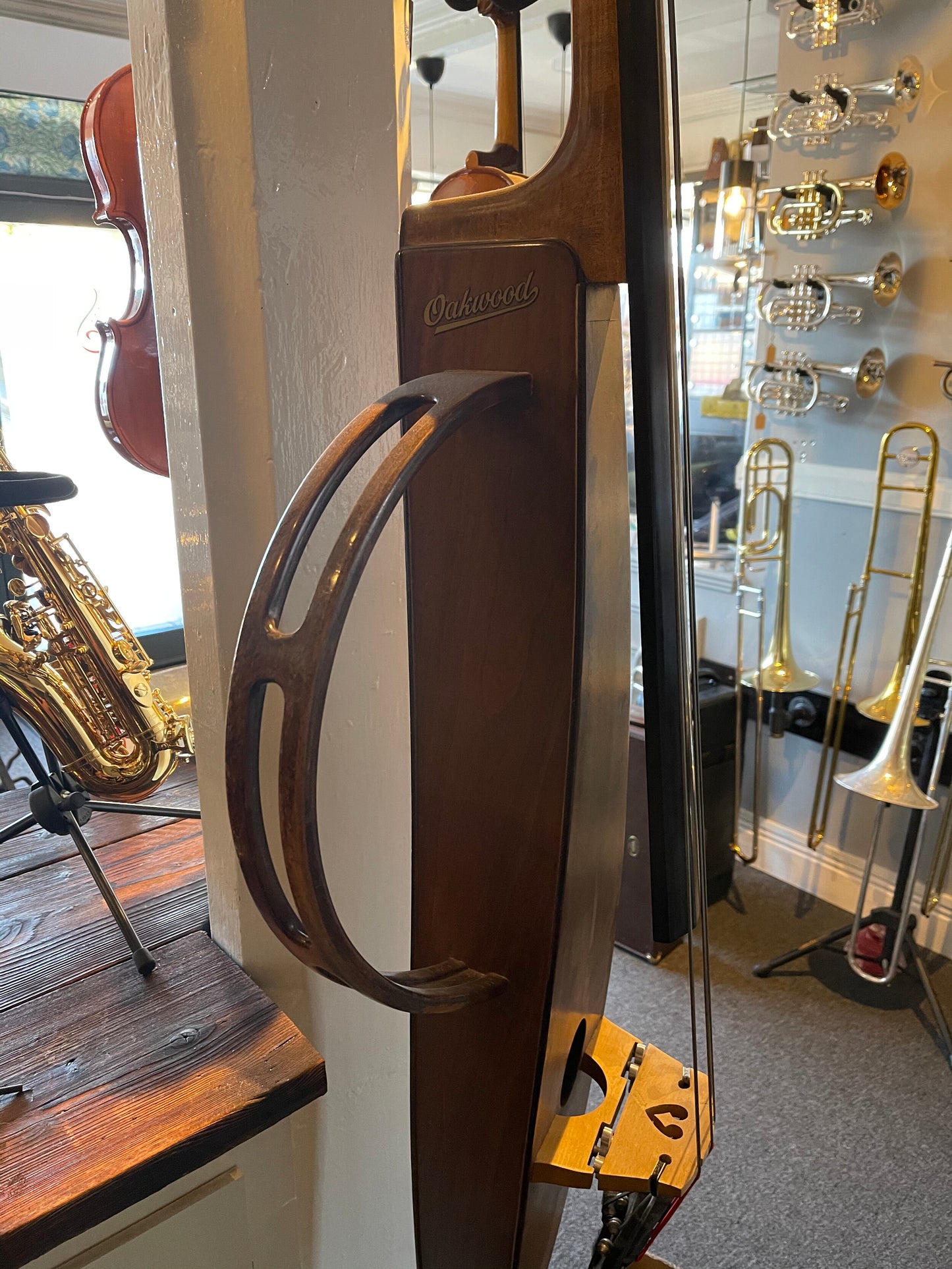 Oakwood Electric Upright Bass (pre-owned)