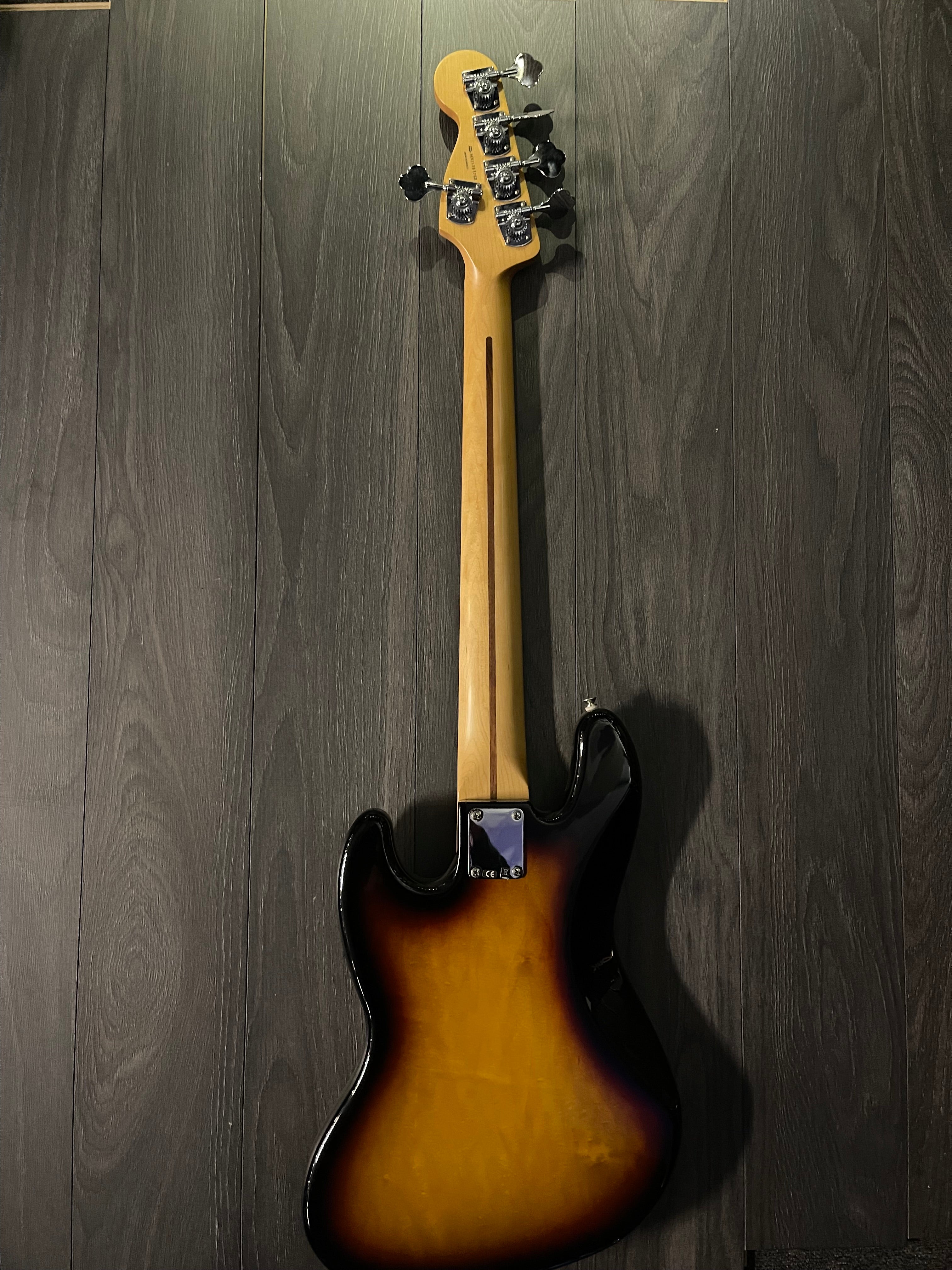 Fender Mexico Jazz V 5 String Bass (pre-owned) – Edinburgh Music