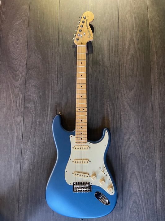 Fender American Performer Stratocaster® Lake Placid Blue