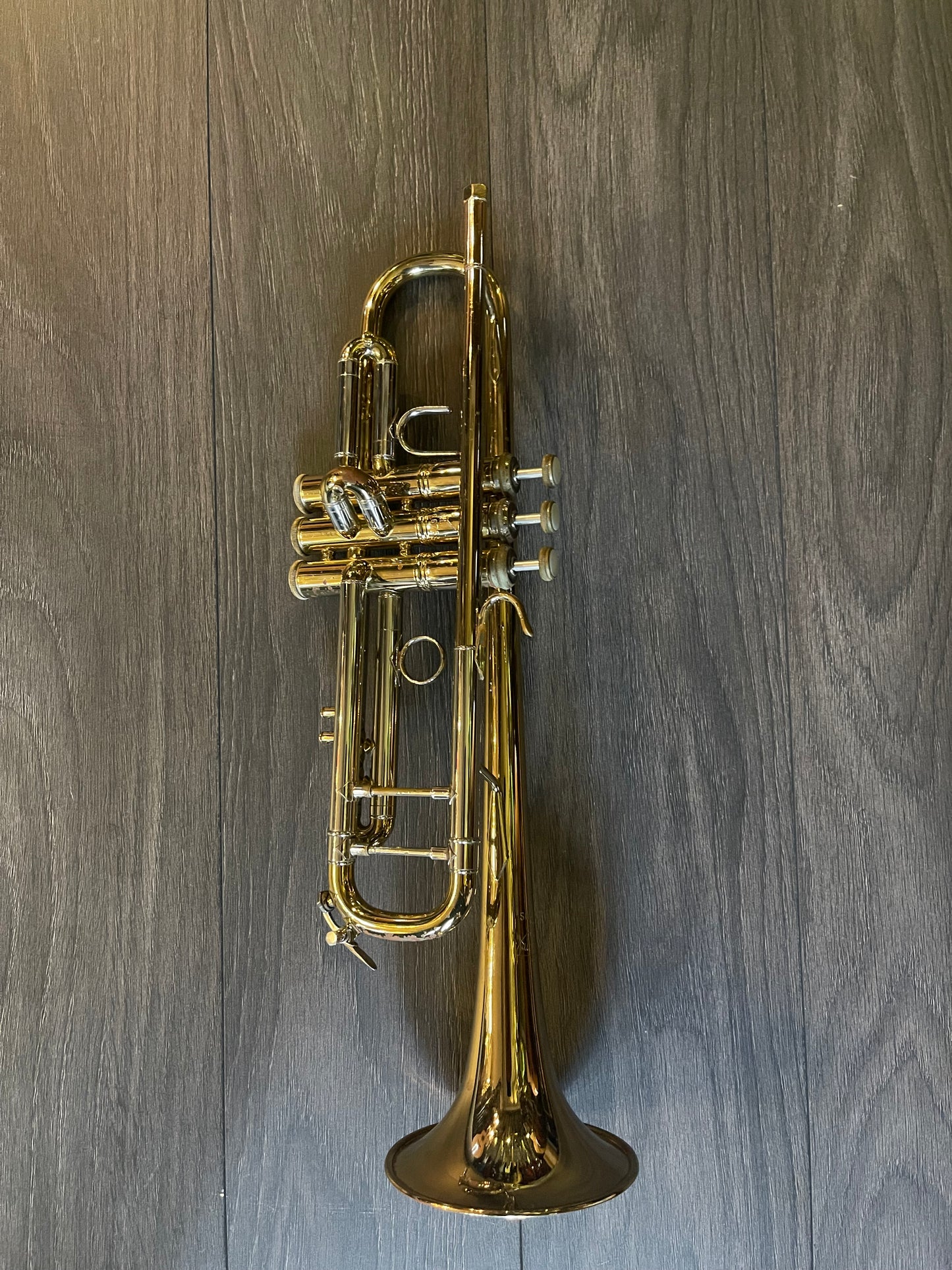 Bach Stradivarius 43 B b trumpet