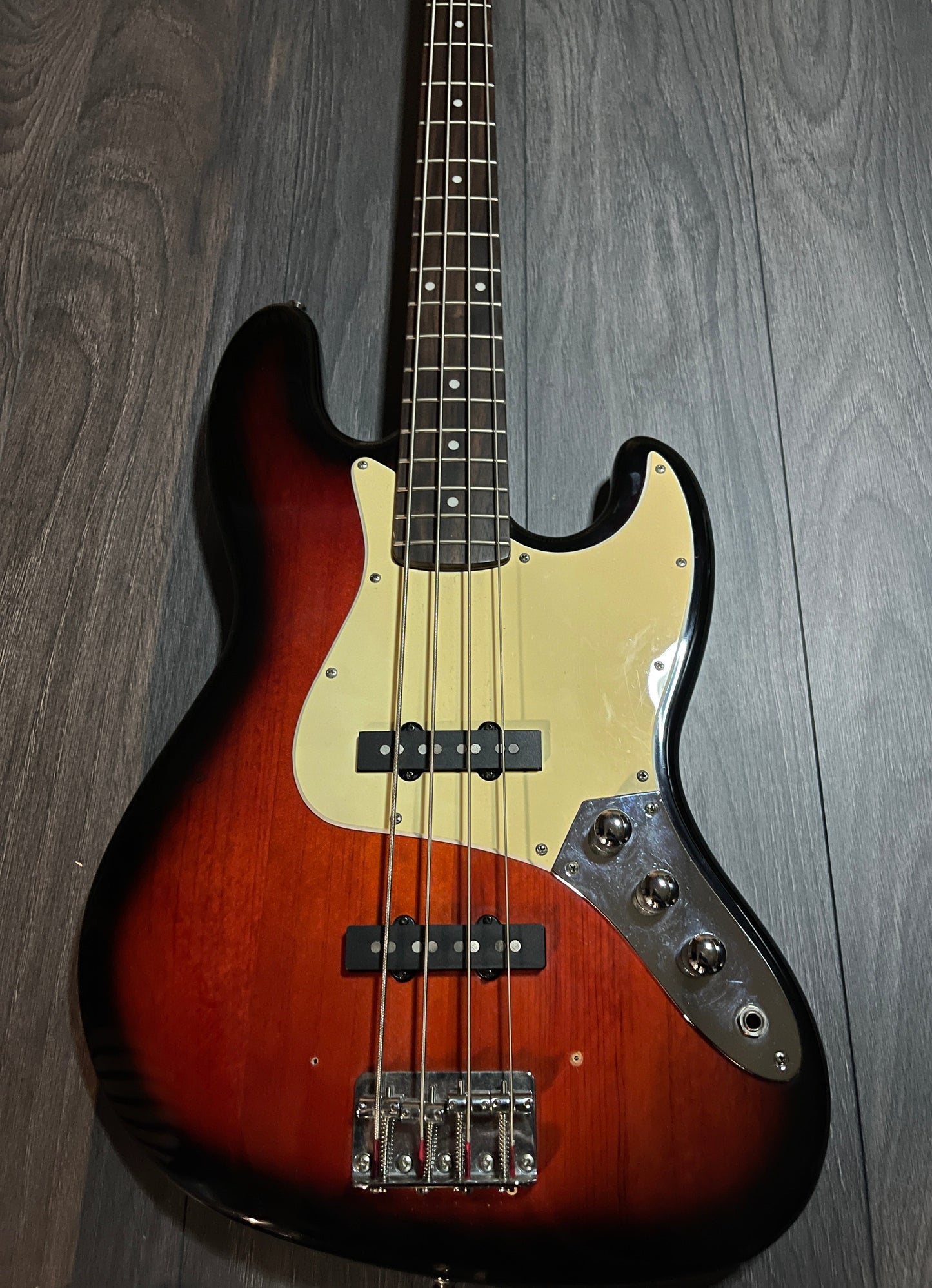 Squier Vintage Jazz Bass