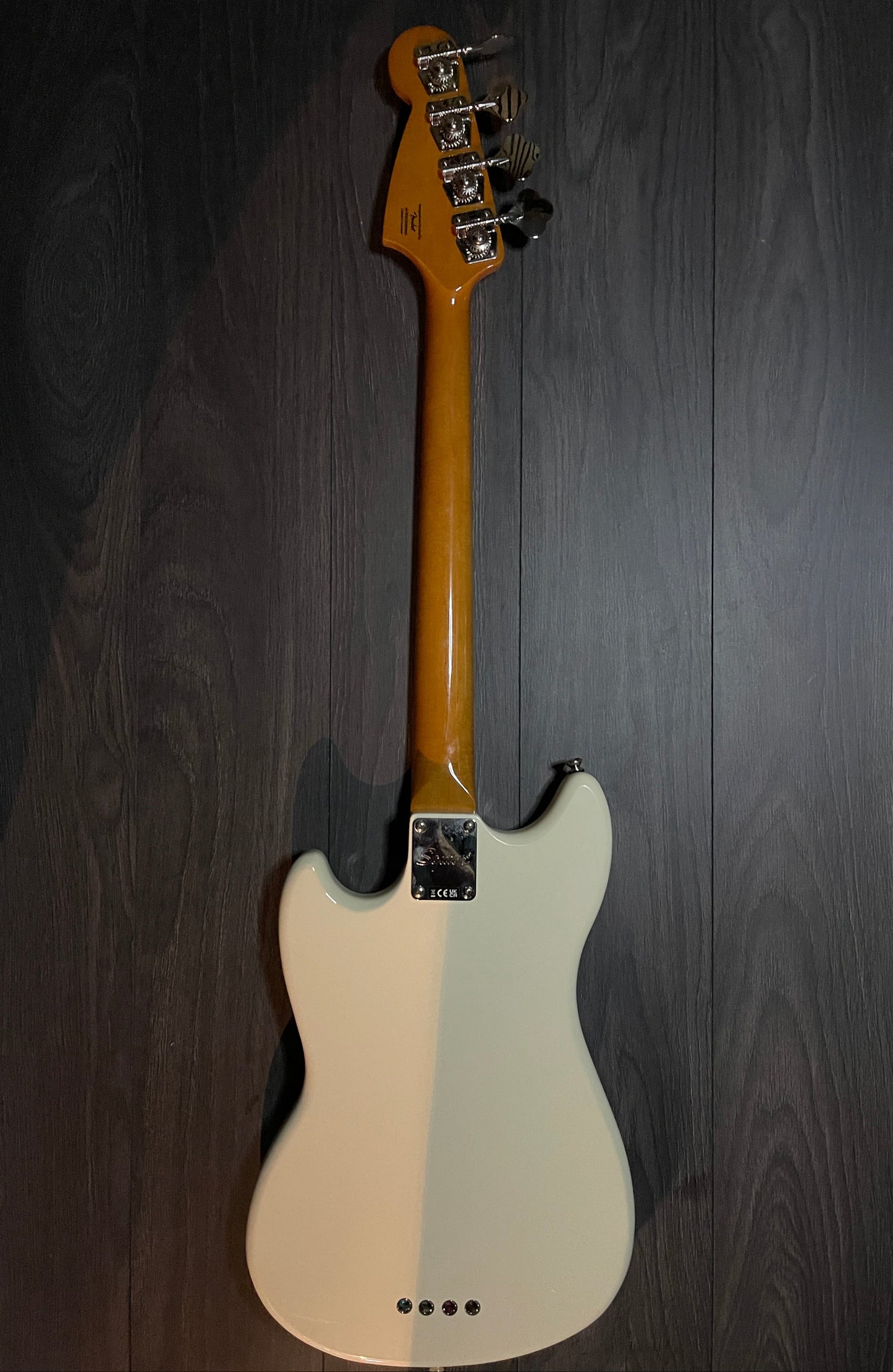 Squier by Fender Mustang Bass