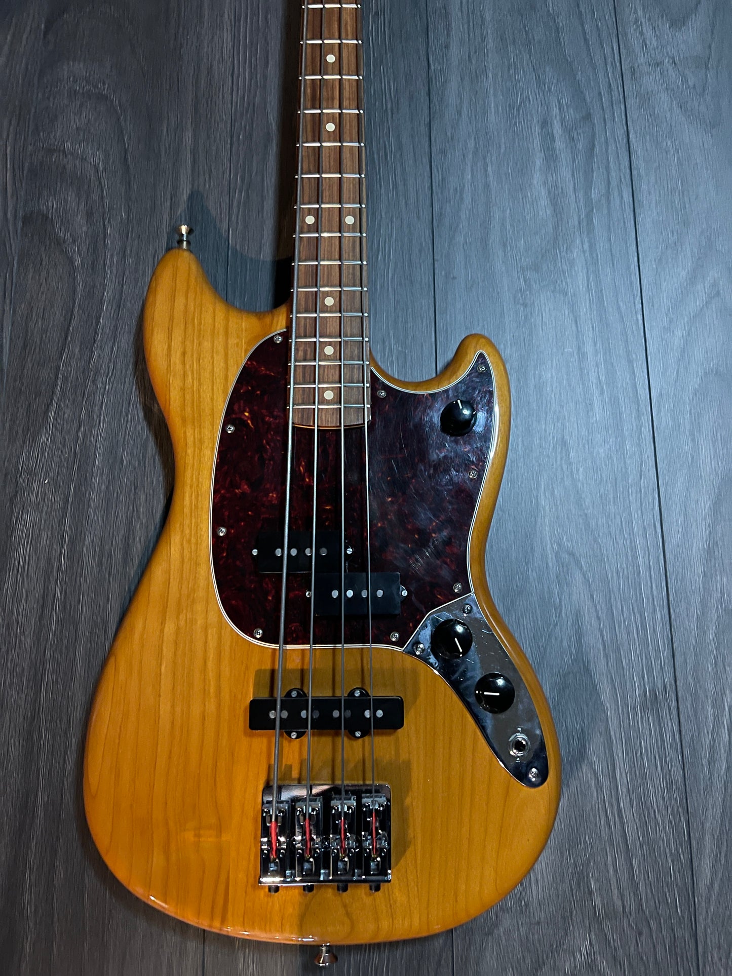 Fender Mustang Bass