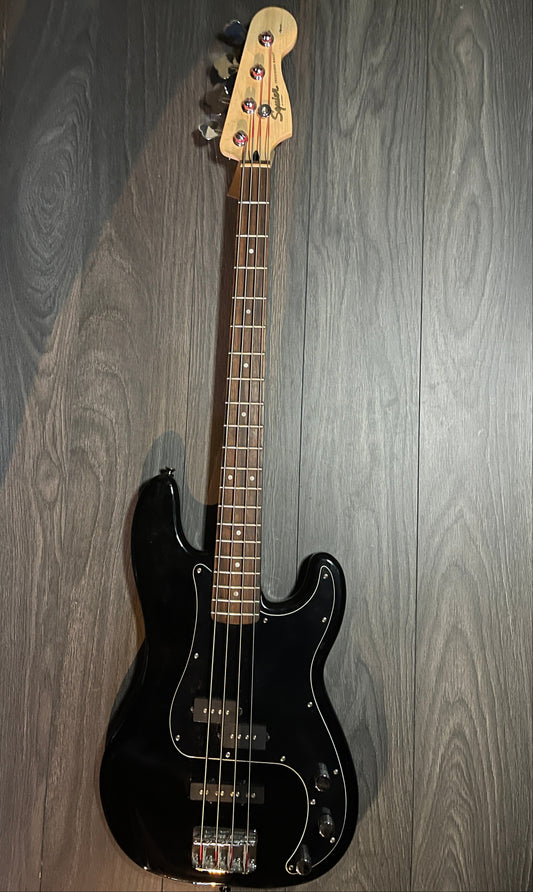 Squier by Fender Precision Bass